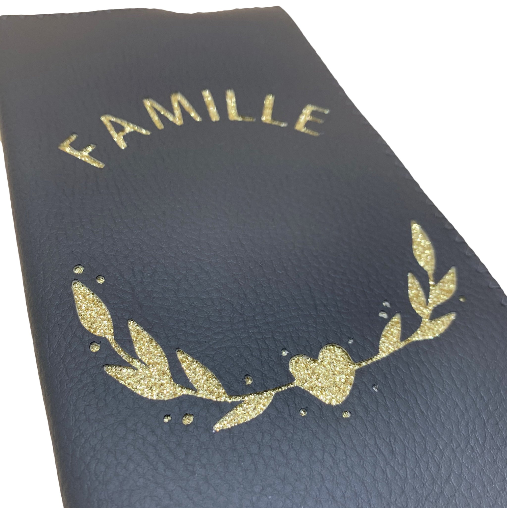 Protège livret de famille logoté en cuir recyclé - Fab France - FAMILLYDOC  - Vertlapub